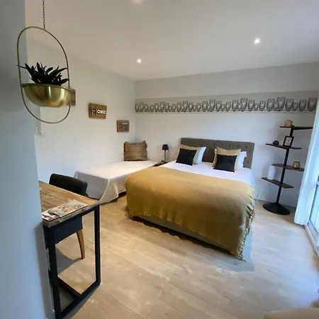 Le Temps Des Hotes Bed & Breakfast Vertou