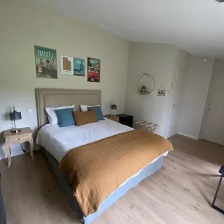 Bed & Breakfast Le Temps Des Hotes Vertou