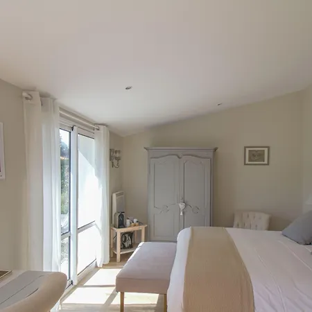 Le Temps Des Hotes 住宿加早餐酒店