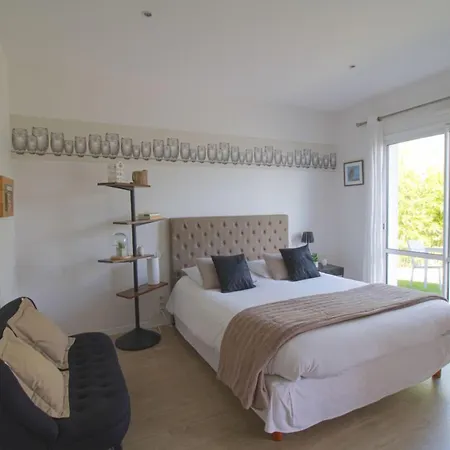 Le Temps Des Hotes 3*