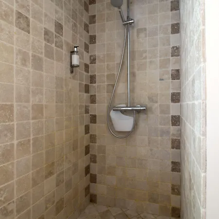 Le Temps Des Hotes Vertou