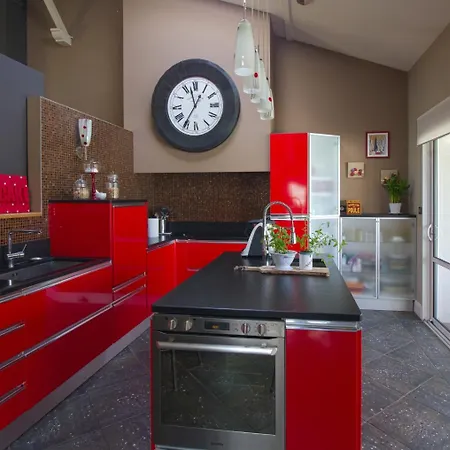 Le Temps Des Hotes 3* Верту