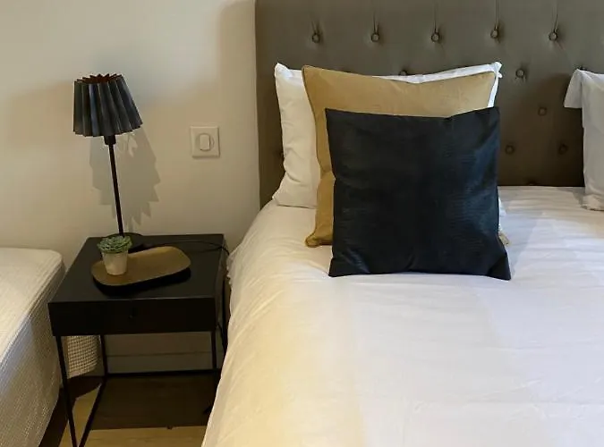 Bed & Breakfast Le Temps Des Hotes 3*