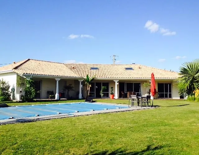 Bed & Breakfast Le Temps Des Hotes Vertou