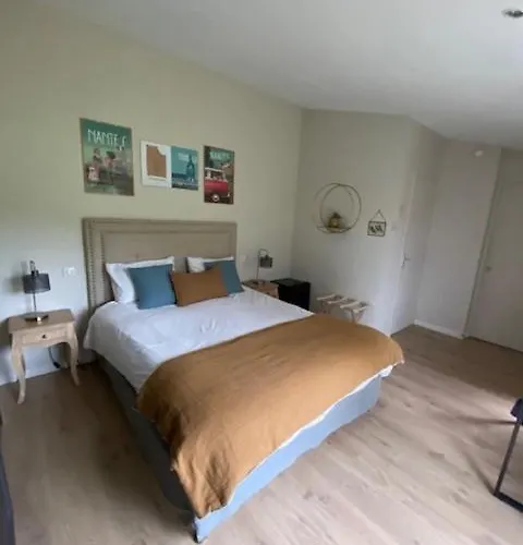 Bed & Breakfast Le Temps Des Hotes Vertou