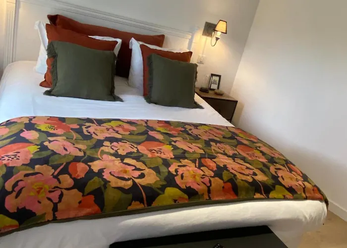 Le Temps Des Hotes Bed & Breakfast Vertou