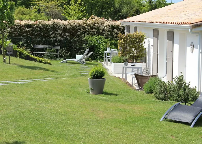 Le Temps Des Hotes 3*