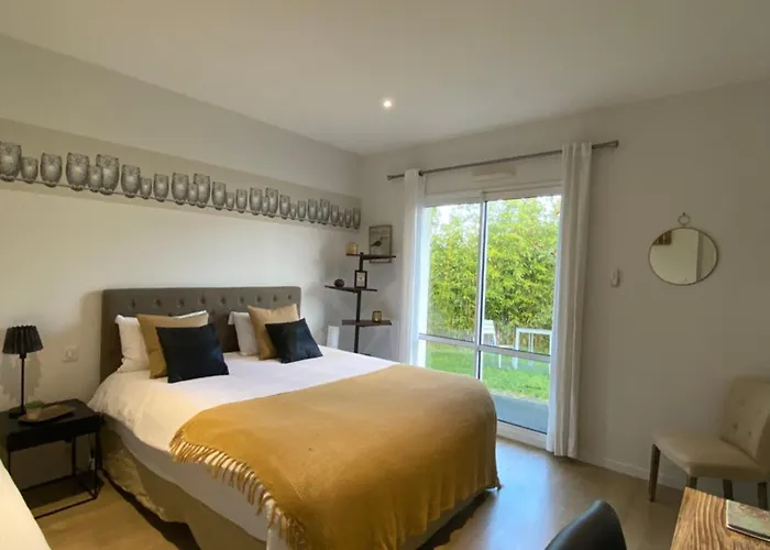 Le Temps Des Hotes 3*