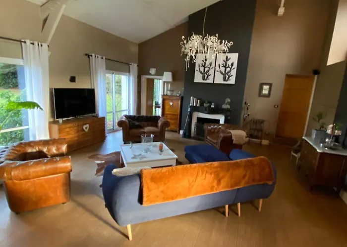 Le Temps Des Hotes 3* Vertou